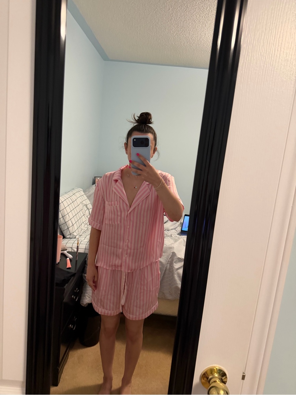 Primark Satin Pink Stripe Short Pajama Set Woman’s Medium